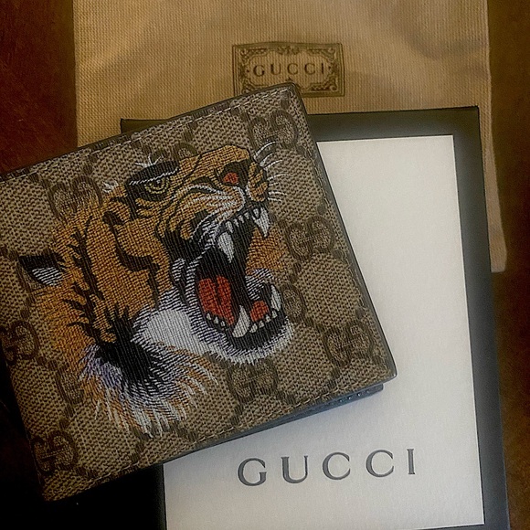 Gucci Other - Gucci GG Supreme Tiger Bifold Wallet * Authentic *